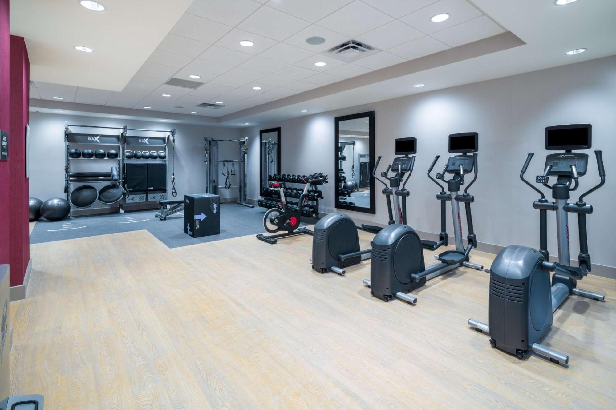 Hilton Garden Inn Brunswick Esterno foto